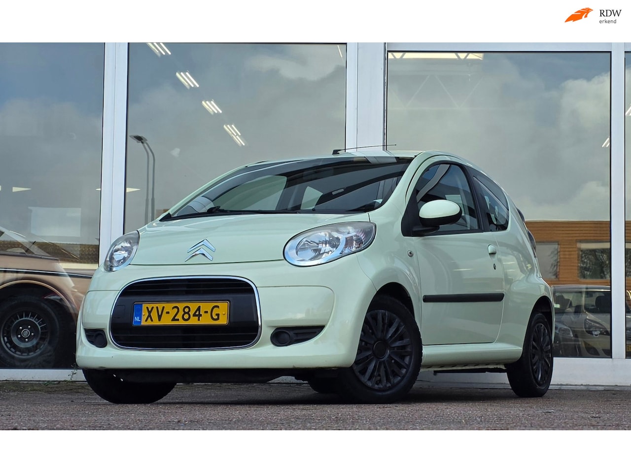 Citroën C1 - 1.0i12V Ambiance Automaat Airco Elke. pakket APK 14-11-2026 - AutoWereld.nl