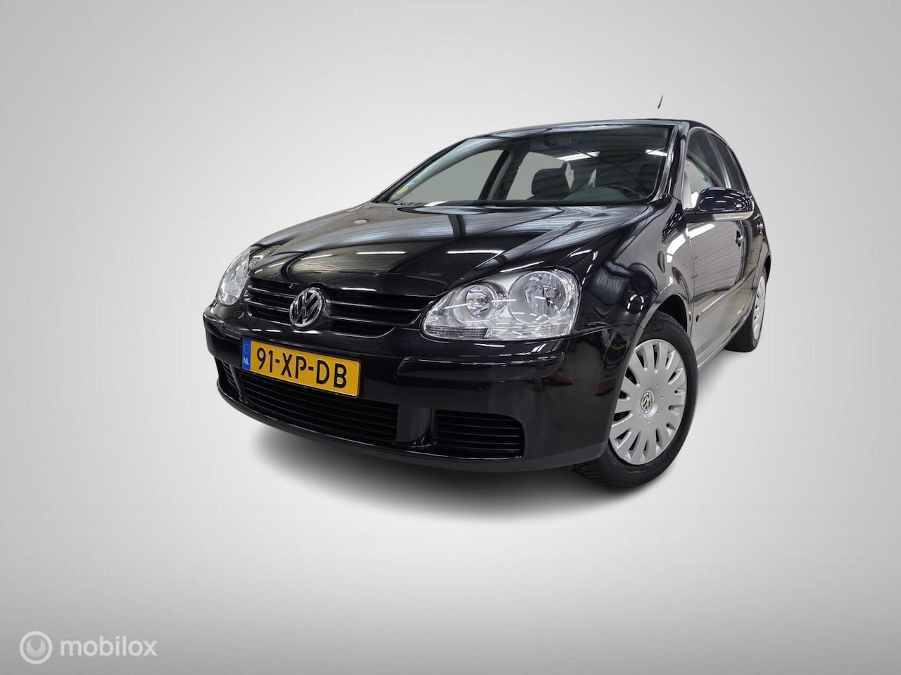 Volkswagen Golf - 1.6 FSI Automaat/Airco/Nap/Rijklaar/Apk! - AutoWereld.nl