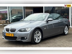 BMW 3-serie Cabrio - 325i High Exe / AUTOMAAT / NL AUTO / LEDER / XENON