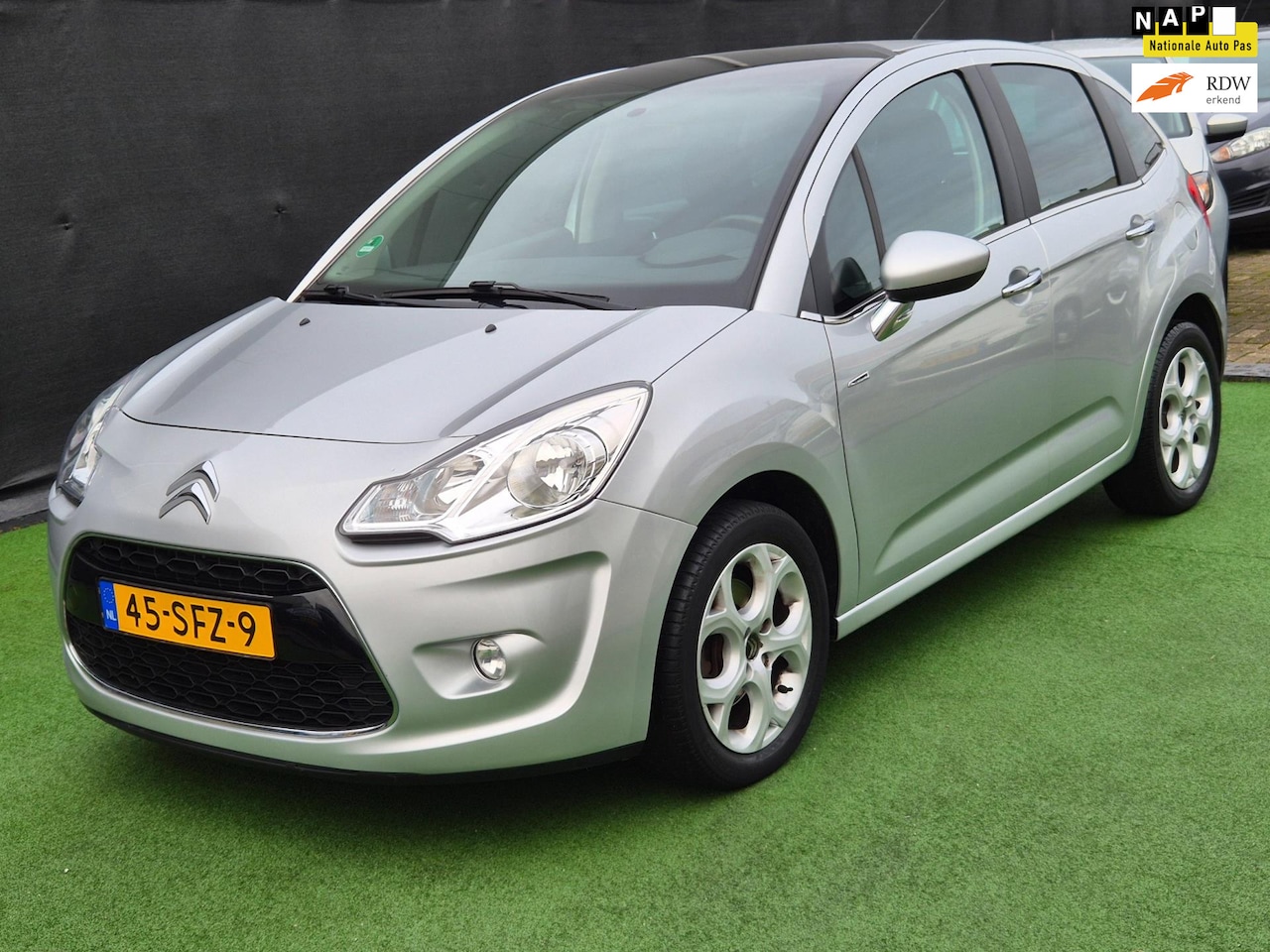 Citroën C3 - 1.6 VTi Exclusive AUTOMAAT NAP! - AutoWereld.nl