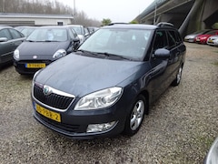 Skoda Fabia Combi - 1.2 TSI Dynamic, Airco, Cruise control, Trekhaak
