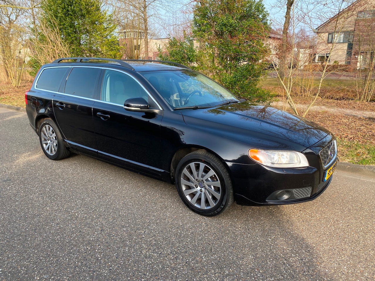 Volvo V70 - 1.6 T4 Limited Edition aut - AutoWereld.nl