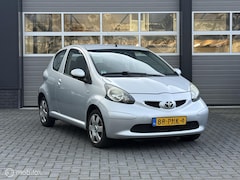 Toyota Aygo - 1.0-12V + elektrische ramen