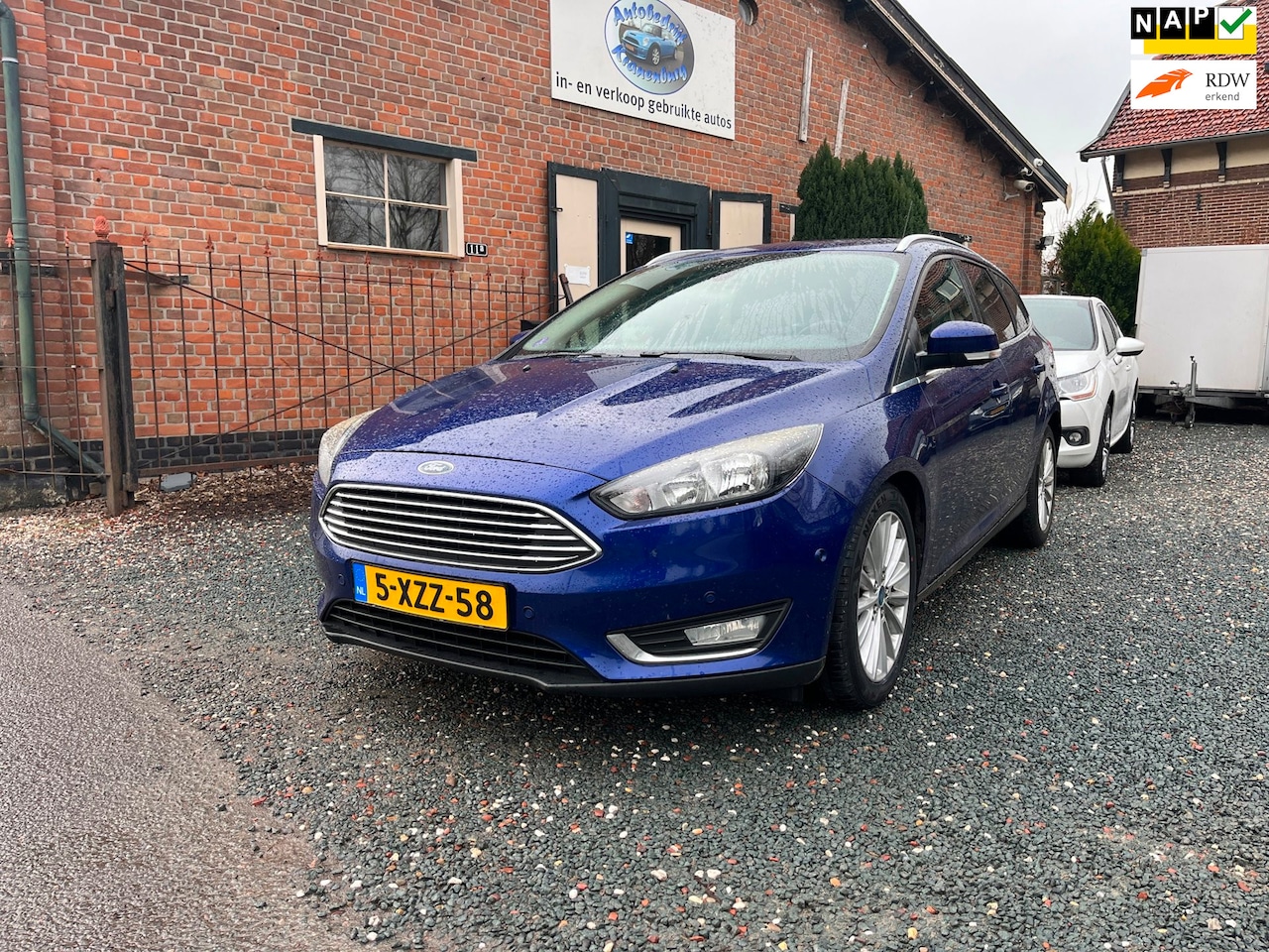 Ford Focus Wagon - 1.0 First Edition 1.0 First Edition ( Navigatie + Climate controle + Trekhaak ) - AutoWereld.nl