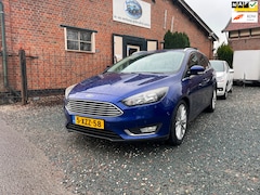 Ford Focus Wagon - 1.0 First Edition ( Navigatie + Climate controle + Trekhaak )