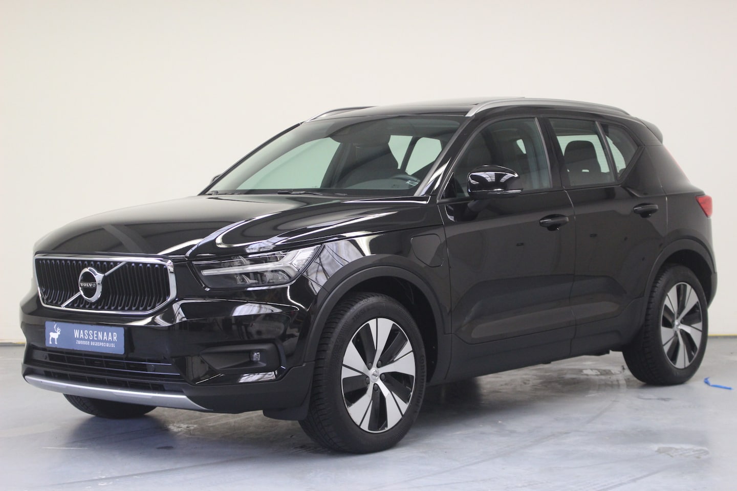 Volvo XC40 - T5 Twin Engine Momentum Pro | Rijklaarprijs | Pano dak | Leer | - AutoWereld.nl
