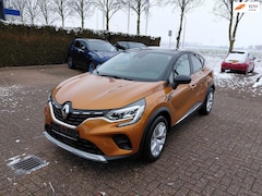 Renault Captur - 1.3 TCe 130 Experiece Automaat, navi, ecc trekhaak