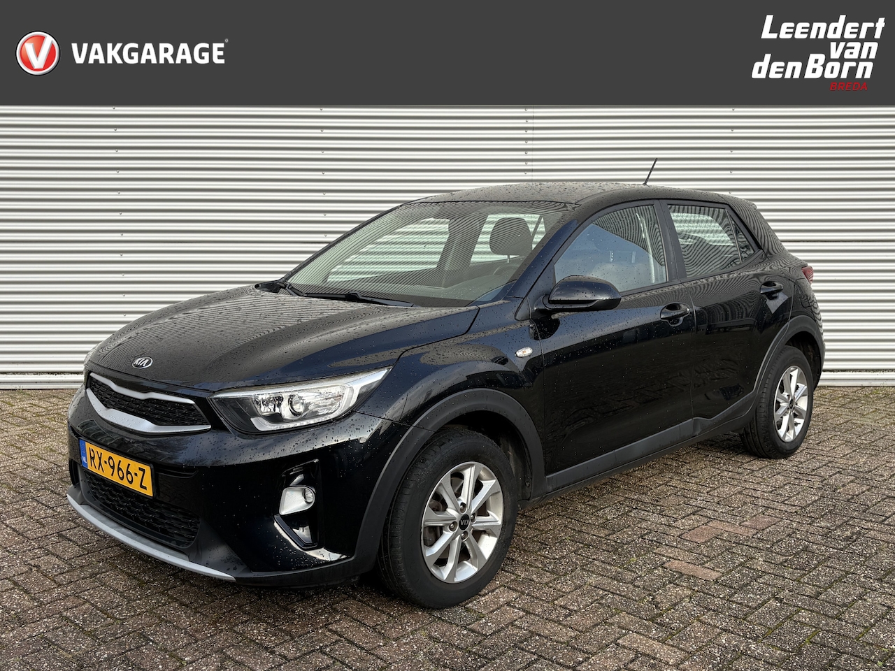 Kia Stonic - 1.2 MPi ComfortPlusLine Navigator | Camera | Cruise | Airco | Navigatie | Apple Carplay/An - AutoWereld.nl