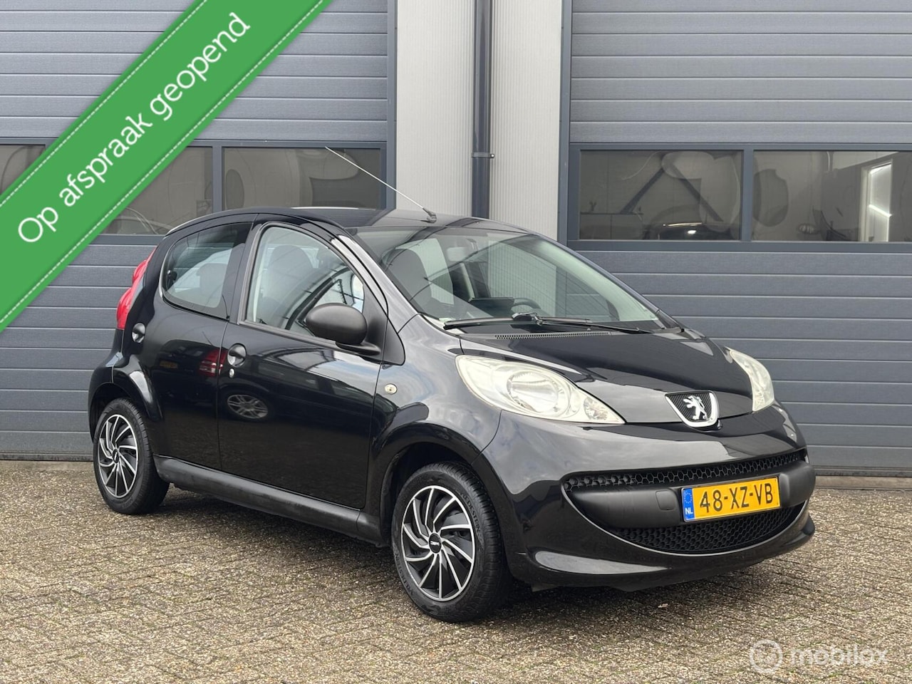 Peugeot 107 - 1.0-12V XR Uitvoering / 5DRs_ Navi - AutoWereld.nl