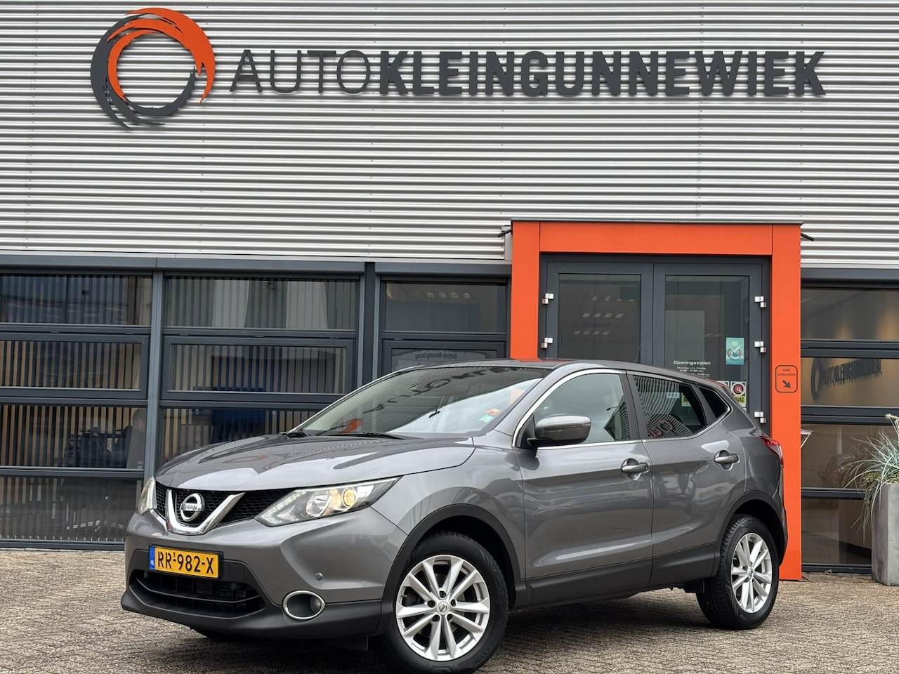Nissan Qashqai - 1.2 Acenta / Stoelverwarming / Cruise Control / Navi / Camera / - AutoWereld.nl