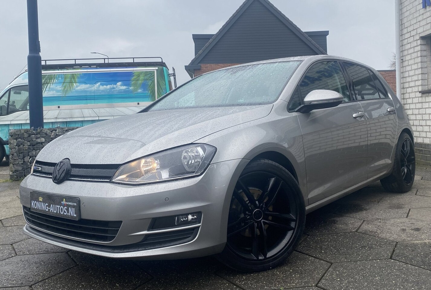 Volkswagen Golf - 1.0 TSI Business Edition Connected/ Clima/ LED/ PDC/ Privacyglass - AutoWereld.nl