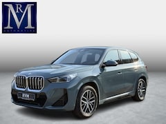 BMW iX1 - xDrive30 67 kWh VAN € 41.900, - VOOR € 38.440, - UW LENTEVOORDEEL: € 3.460, -| M-SPORT| CO