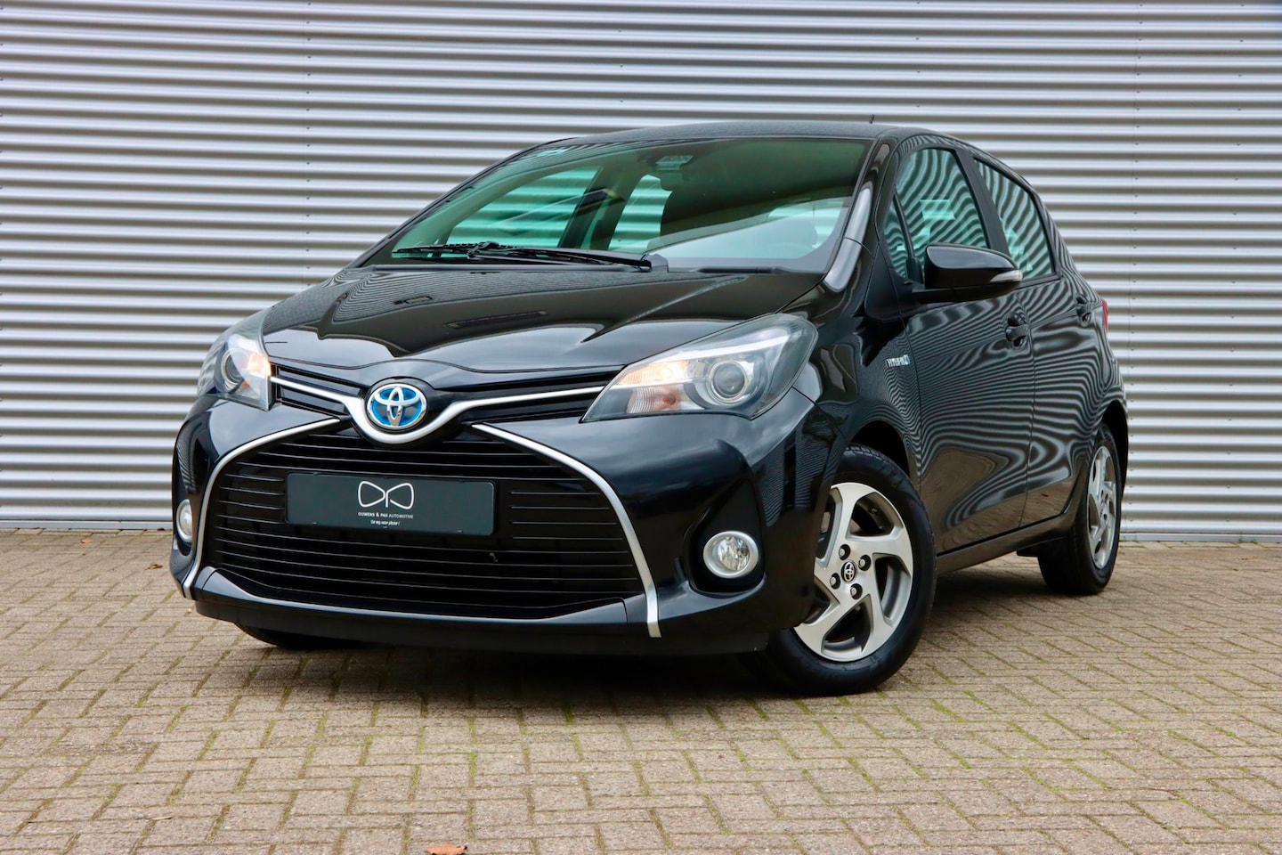 Toyota Yaris - 1.5 Hybrid Aspiration. | CAMERA | CRUISE | AIRCO | STOELVERWARMING | LICHT METAAL - AutoWereld.nl