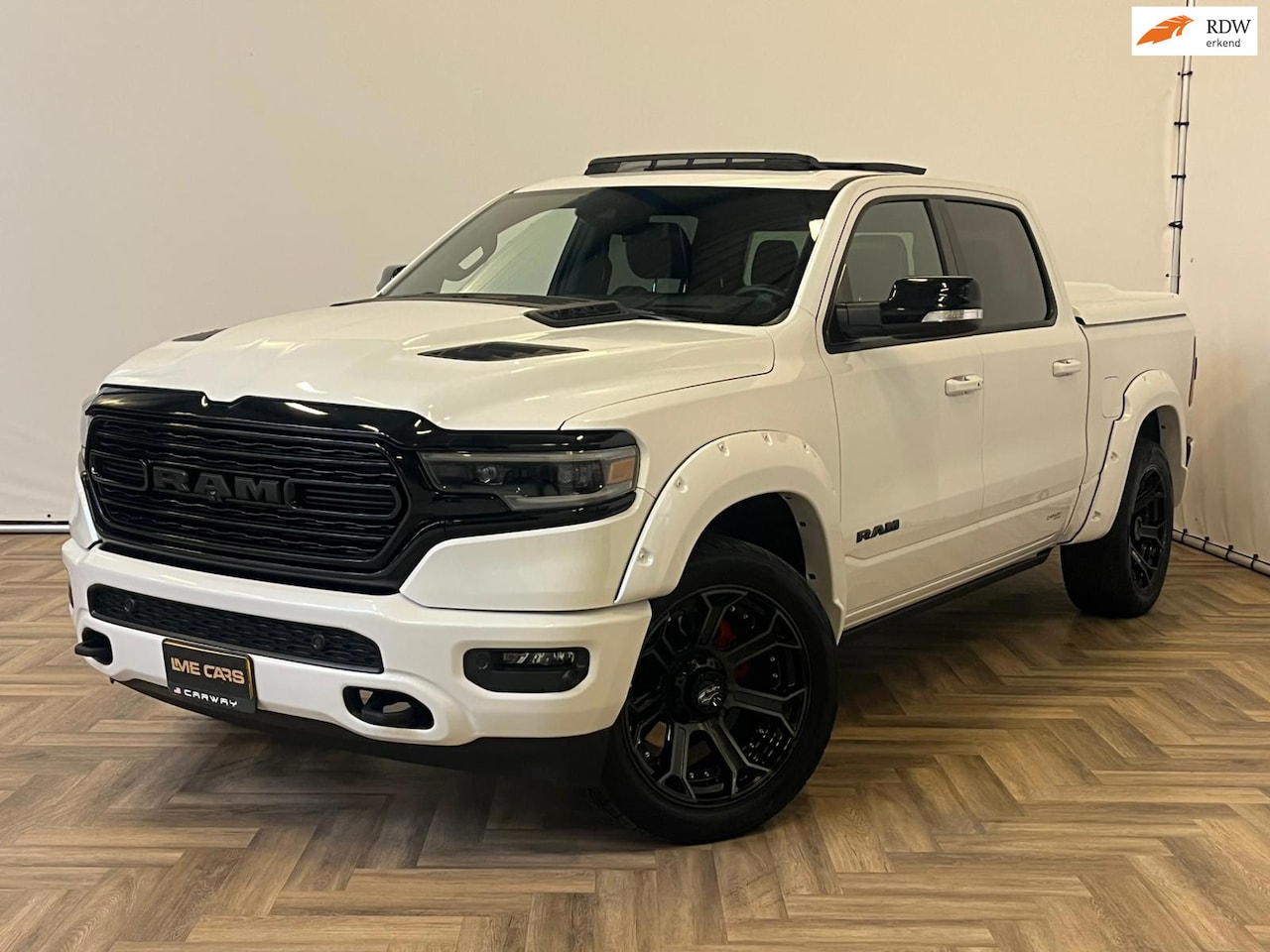 Dodge Ram 1500 - 5.7 V8 4x4 Crew Cab Limited|PANO|HUD|LUCHTVERING|HK|VOL!!! - AutoWereld.nl
