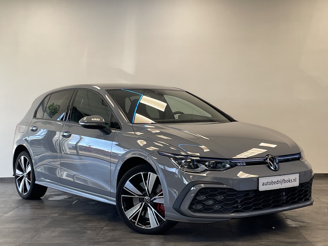 Volkswagen Golf - 1.4 eHybrid GTE ACC PDC Navi IQ Lights Trekhaak 24 maanden garantie mogelijk (*vraag naar - AutoWereld.nl