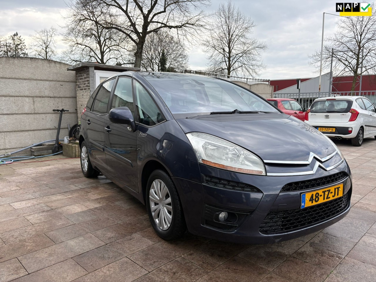 Citroën C4 Picasso - 2.0-16V Ambiance EB6V 5p.van 1e particuliere eigenaar - AutoWereld.nl