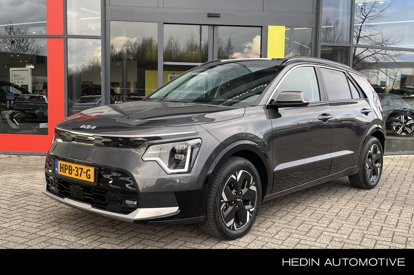 Kia Niro EV - Plus 64.8 kWh | Navigatie | Carplay | 1e eigenaar | Sensoren V+A - AutoWereld.nl