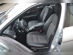 Mercedes-Benz C-klasse - 180 CGI BlueEFF/ Avantgarde/Automatic
