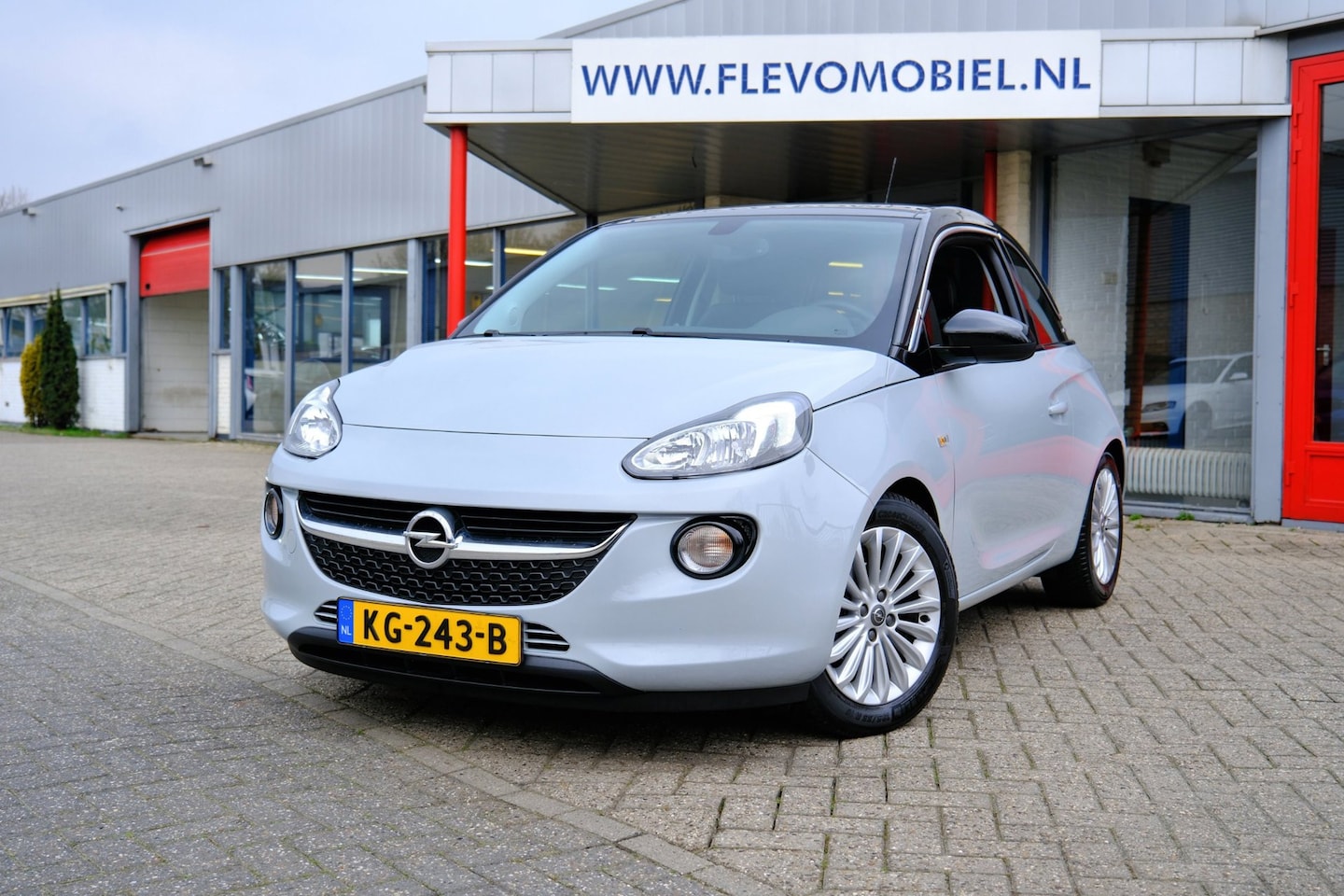 Opel ADAM - 1.0 Turbo Glam Favourite Pano|Leder|Clima|LMV - AutoWereld.nl