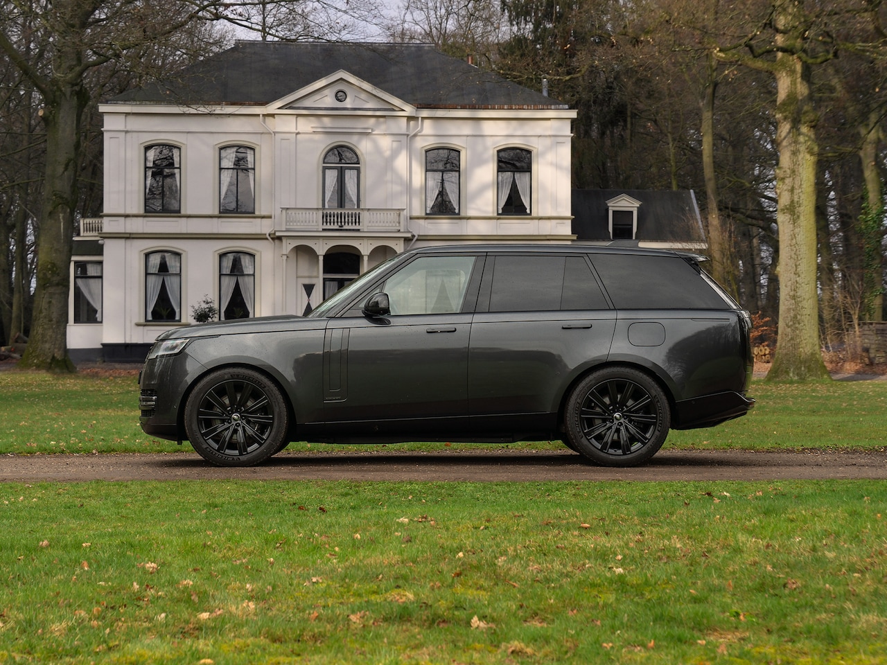 Land Rover Range Rover - 3.0 P550e Autobiography PHEV MY26 | Meridian Signature | Massage | Head-up | Stoelventilat - AutoWereld.nl