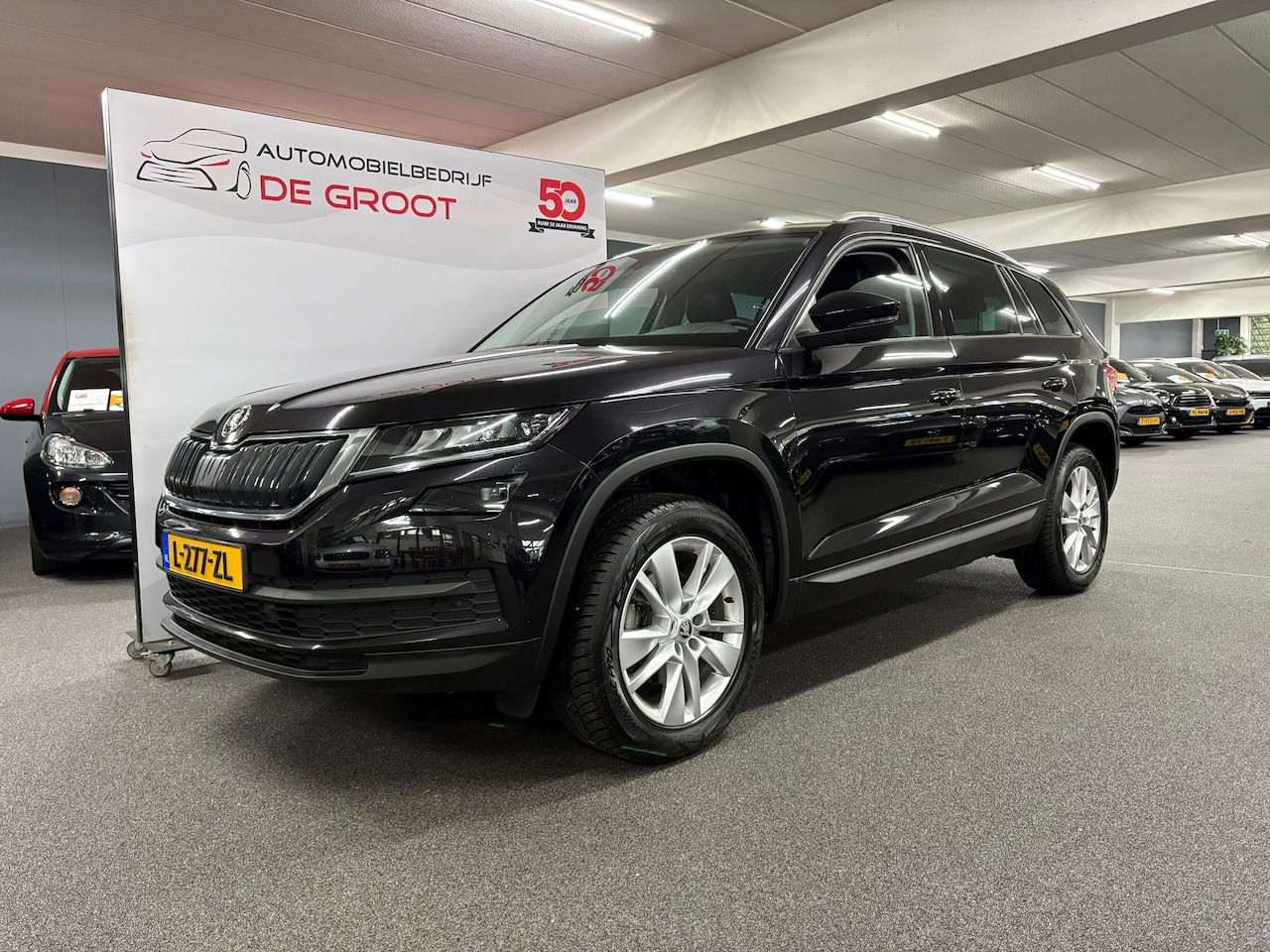 Skoda Kodiaq - 1.5 TSI Business Edition/ Nederlandse auto/Winterbanden set/ Afneembare trekhaak/ Parkeers - AutoWereld.nl