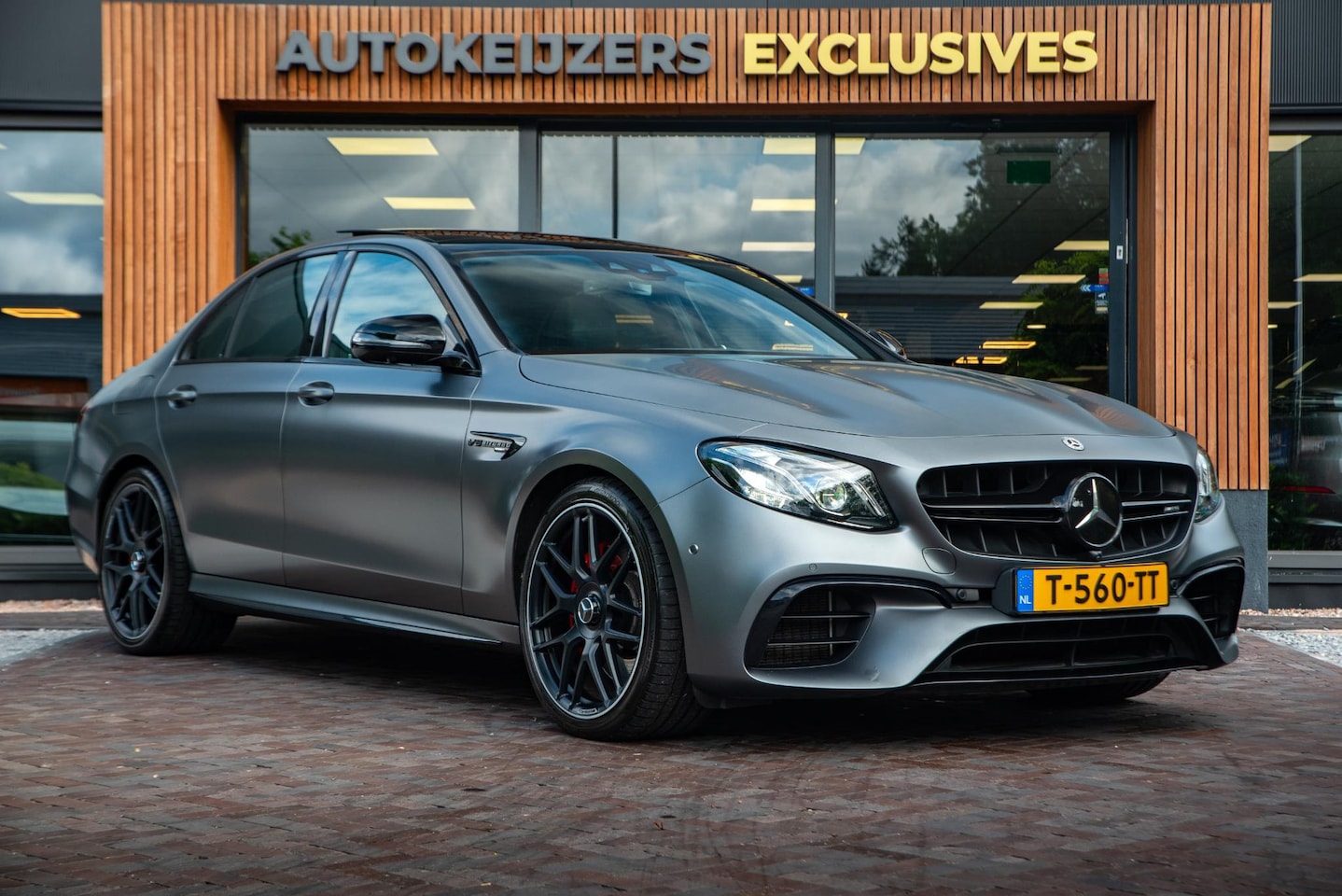 Mercedes-Benz E-klasse - AMG 63 S 4MATIC+ Burmester Pano Widescreen Ambient 360 Camera Stoelvent. Memory 2x - AutoWereld.nl