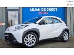 Toyota Aygo X - 1.0 AUTOMAAT Acc Clima Carplay® 17" LM Keyless