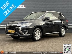 Mitsubishi Outlander - 2.0 PHEV Business Edition | Leder | Climate | Cruise | Navi | Camera | Stoelverwarming |