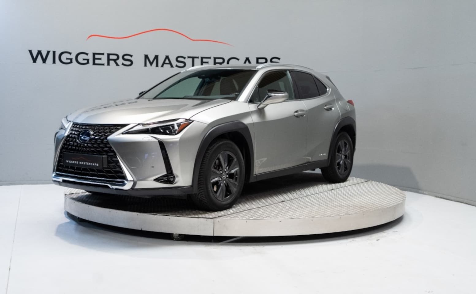 Lexus UX - 250 H Bussines Line, El.achterklep, Keyless, Ad.cruise, Lane assist - AutoWereld.nl