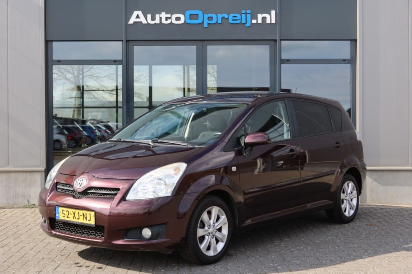 Toyota Verso - 1.8 VVT-I Luna Clima, NAVI, Cruise, Trekhaak - AutoWereld.nl
