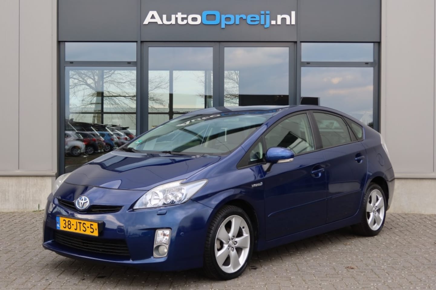Toyota Prius - 1.8 Dynamic Clima, NAVI, Camera, Dealer onderhouden - AutoWereld.nl