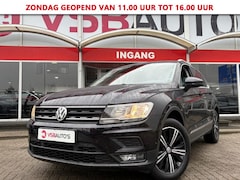 Volkswagen Tiguan - 1.5 TSI ACT. 150PK IQ-DRIVE DIGITAL-COCKPIT TREKHAAK NAVI CAMERA CARPLAY AIRCO LMV PDC