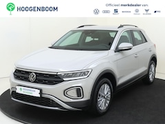 Volkswagen T-Roc - 1.5 TSI Life | Parkeersensoren | Adaptieve cruise control | CarPlay | Digital cockpit | St