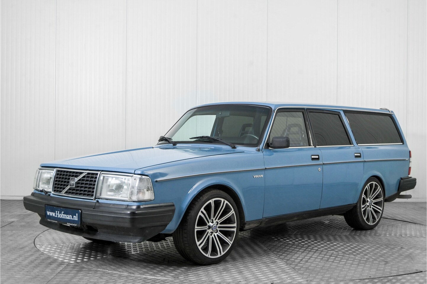 Volvo 245 - 2.3 met vijfbak - AutoWereld.nl