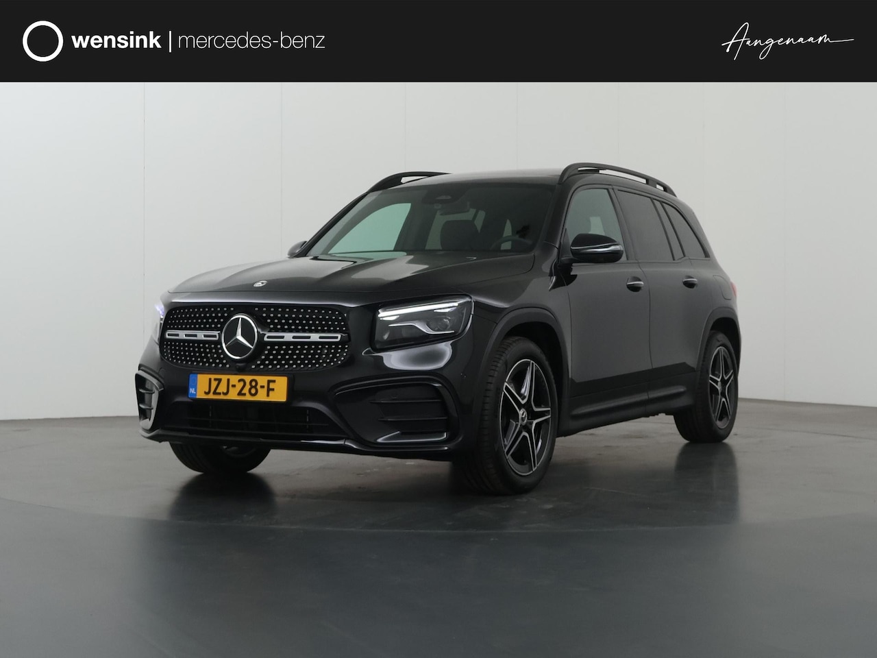Mercedes-Benz GLB - 180 Business Solution AMG | Premium Plus | Panoramaschuifdak | Trekhaak | Winterpakket | - AutoWereld.nl
