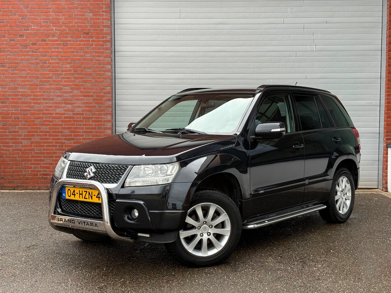 Suzuki Grand Vitara - 2.4 Exclusive| 4WD| TREKHAAK| AIRCO| NAP - AutoWereld.nl
