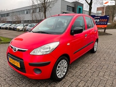 Hyundai i10 - 1.1 Dynamic - AUTOMAAT - AIRCO - NIEUWE APK