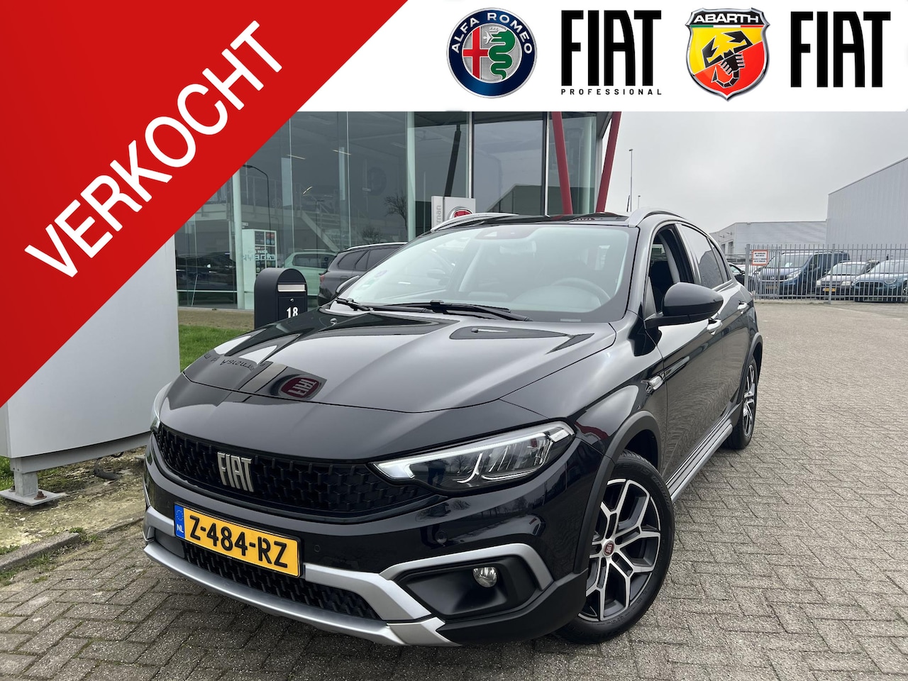 Fiat Tipo Cross - 1.0 Cross | Carplay | Camera | LED | Adaptive cruise - AutoWereld.nl