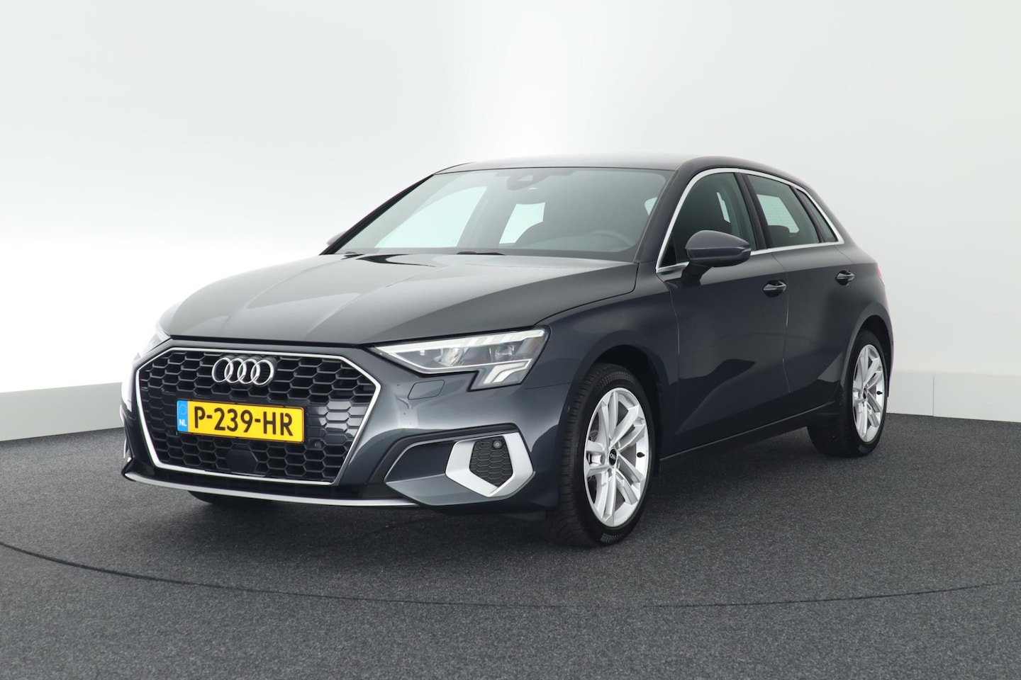 Audi A3 Sportback - 35 TFSI 150pk S-Tronic Advanced edition Trekhaak Stoelverwarming ACC Virtual Cockpit Navig - AutoWereld.nl