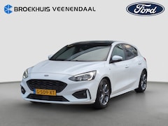 Ford Focus - 1.0 ST Line | Trekhaak | Pano | Cruise Control | Carplay | Climate Control | Achteruitrijc