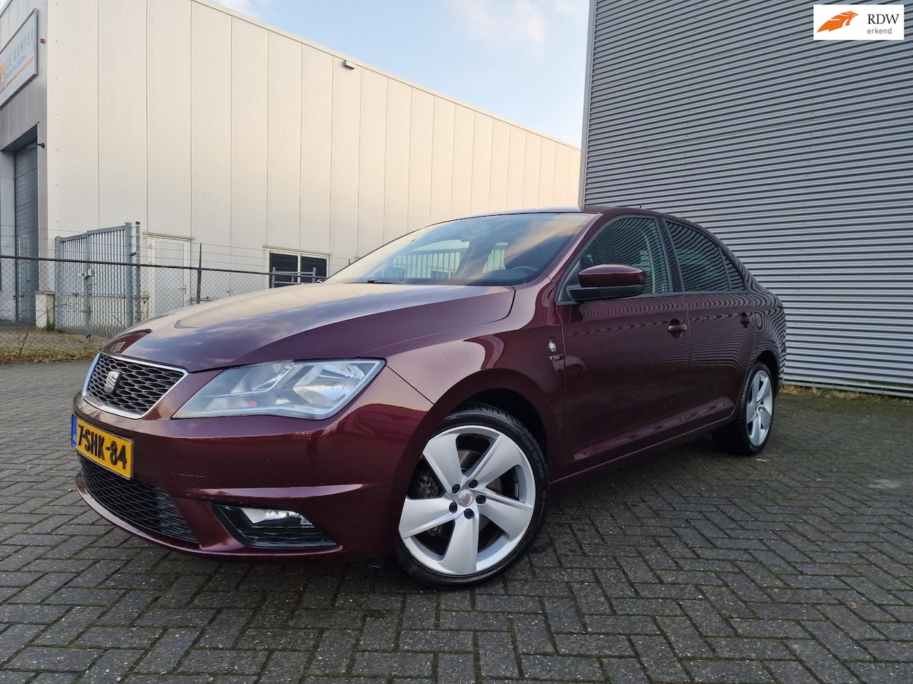 SEAT Toledo - 1.2 TSI Businessline High NAVI PSENSOR CRUISE 2 X SLEUTELS - AutoWereld.nl