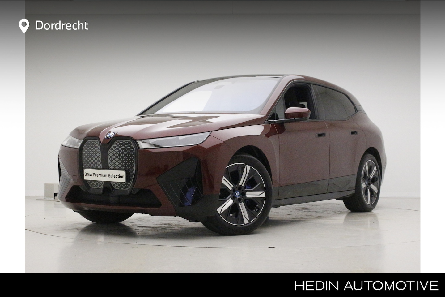 BMW iX - xDrive40 77 kWh | Driving Assistant Professional | Panorama Skylounge | Sportpakket | Trek - AutoWereld.nl