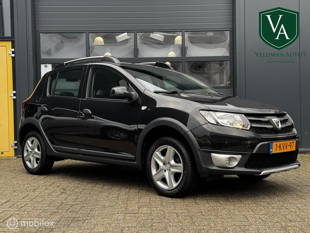 Dacia Sandero Stepway - 0.9 TCe Lauréate | Trekhaak | airco - AutoWereld.nl
