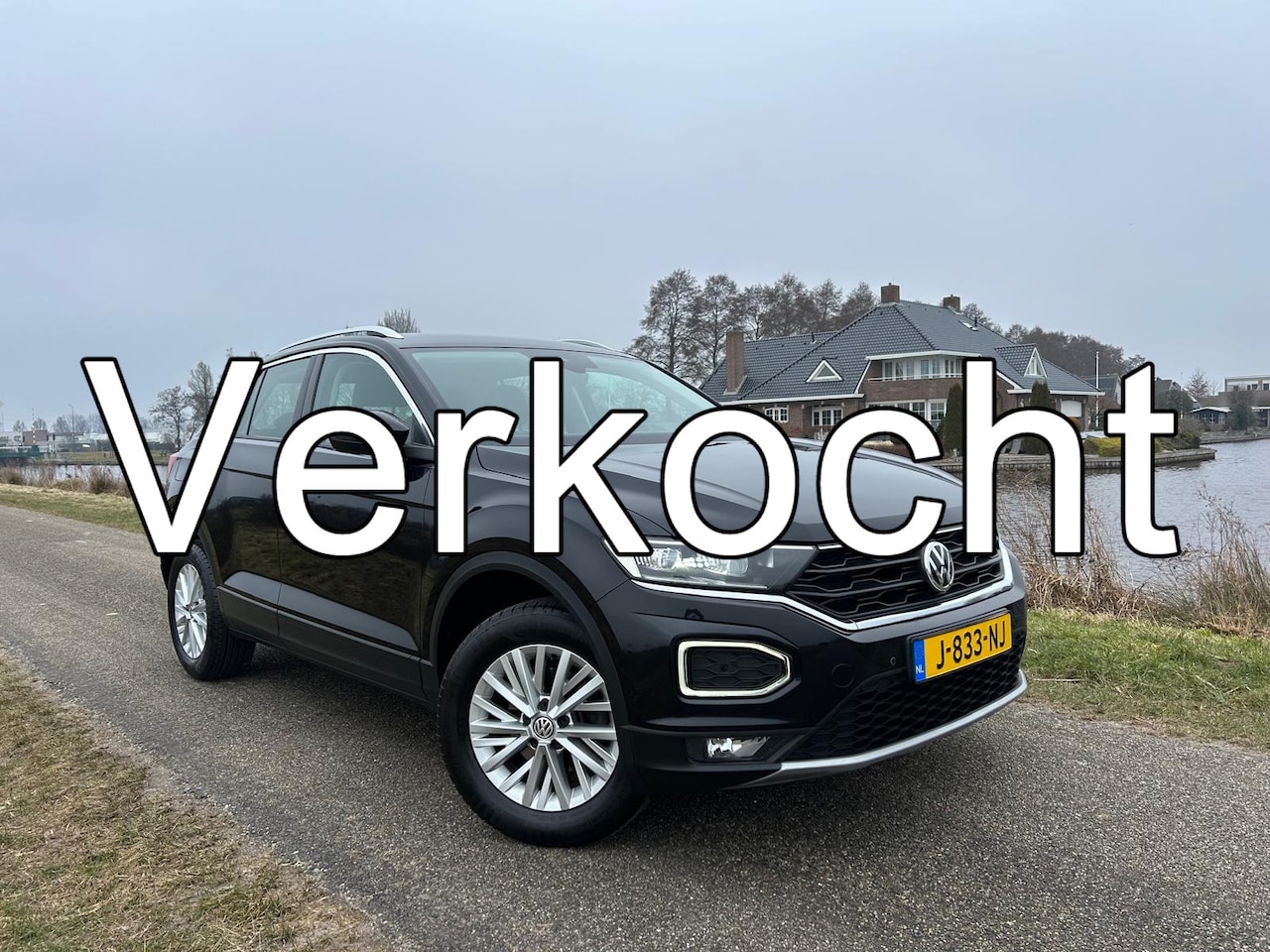 Volkswagen T-Roc - 1.5 TSI Sport Virtual Cockpit / Camera / Trekhaak - AutoWereld.nl