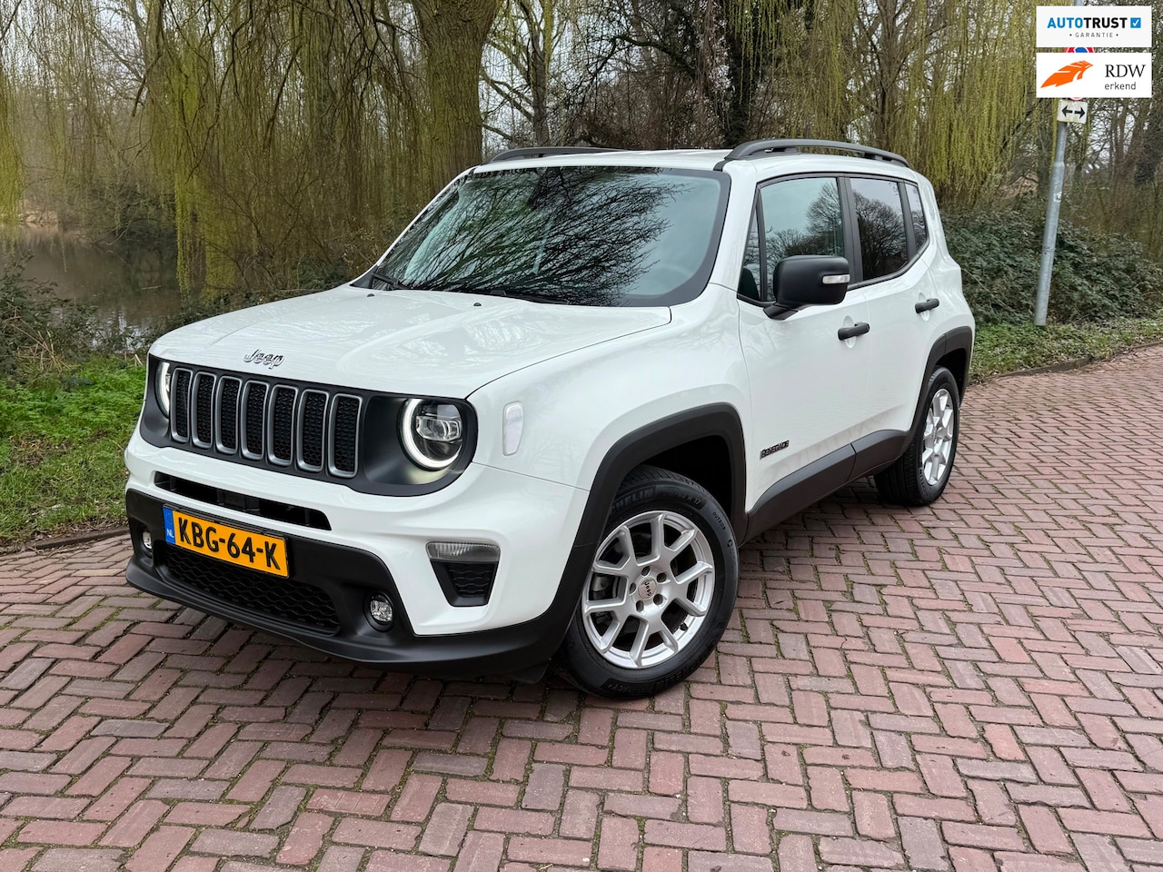 Jeep Renegade - 1.5T e-Hybrid Longitude aut. 1 Eig. B.j.5-2024 15000km Led Verl. Camera - AutoWereld.nl
