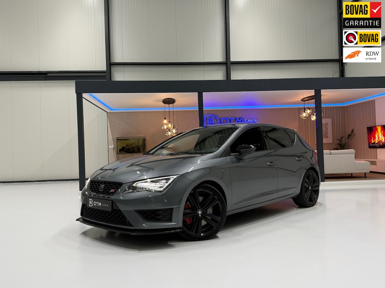 SEAT Leon - 2.0 TSI Cupra 280 Leder/Alcantara Seat Sound Pdc Navi Cruise Led Stoelverw Sportuitlaat - AutoWereld.nl