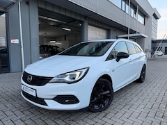 Opel Astra Sports Tourer - 1.2 Benzine Black Edition Trekhaak