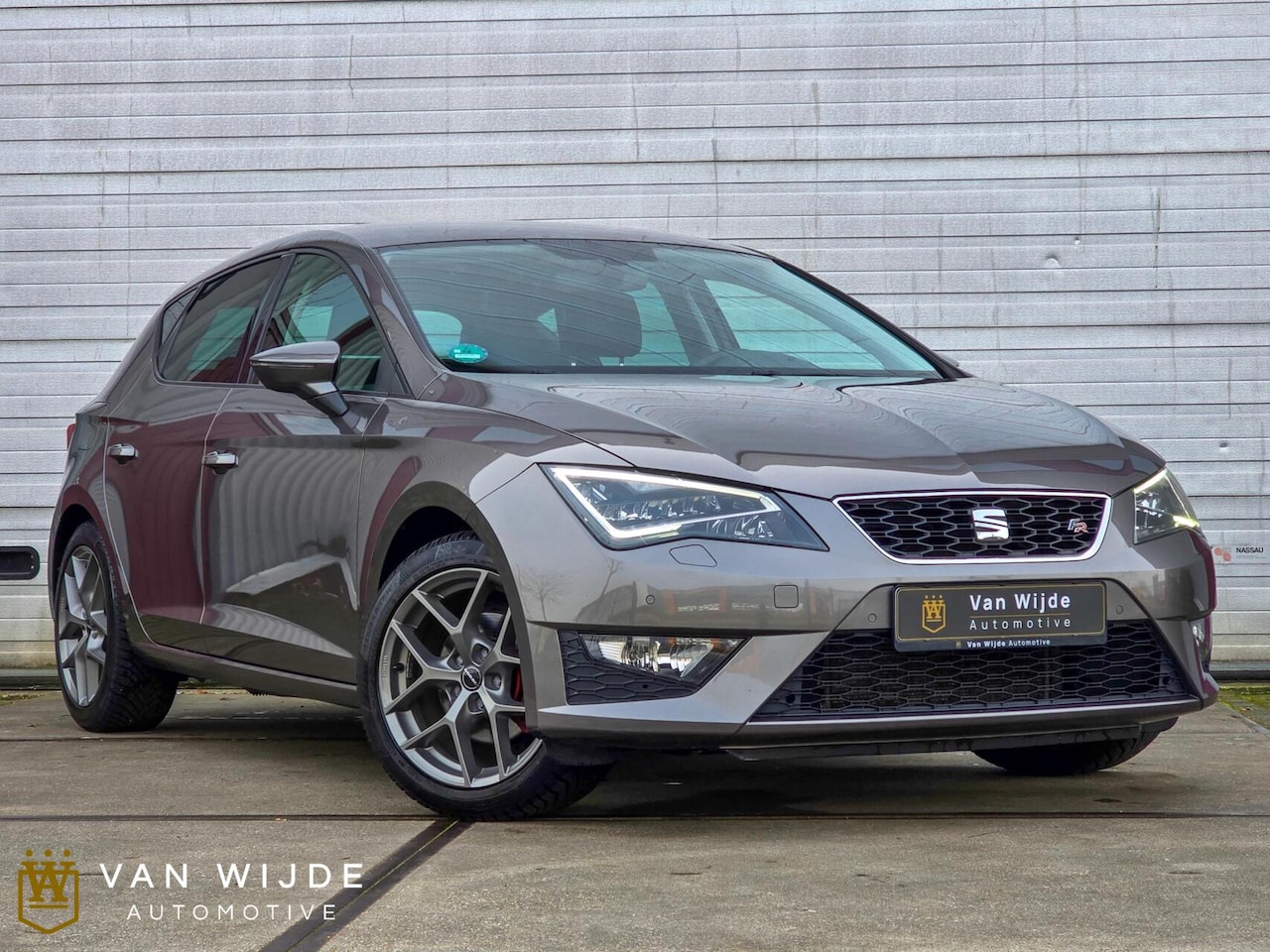 SEAT Leon - 1.4 TSI FR CARPLAY CRUISE CAMERA STOELVERWARMING - AutoWereld.nl