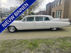 Cadillac Fleetwood Limousine - Serie75