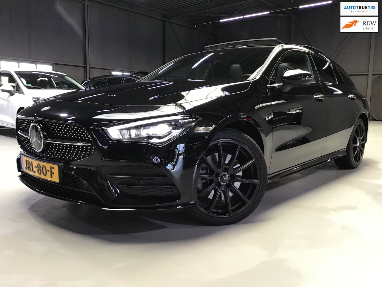 Mercedes-Benz CLA-klasse Shooting Brake - 250 e AMG Line I Dealer Onderh. I Pano I Clima I Cruise I 19inch I 360Cam I Keyles I 218PK - AutoWereld.nl